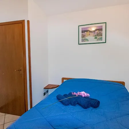 House Nicholas Gera Lario